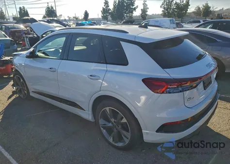 2024 Audi Q4 E-Tron Premium Plus z USA, uszkodzony, nr VIN WA1LUBFZ8RP052008